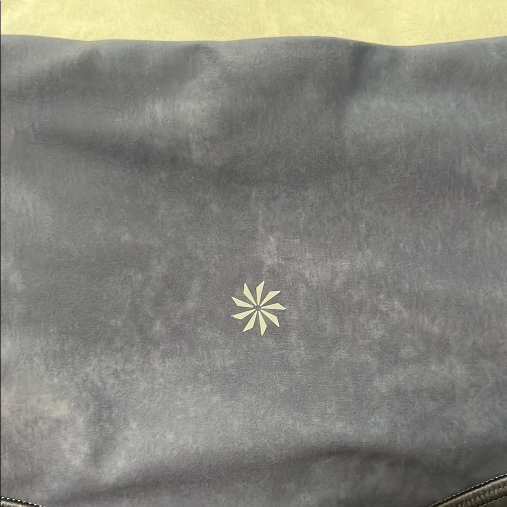 Athleta Blue and White top and Leggings Performance Stretch - Picture 7 of 14